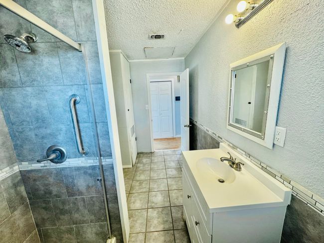 108 W 2 Nd St, House other with 3 bedrooms, 2 bathrooms and null parking in Hale Center TX | Image 13