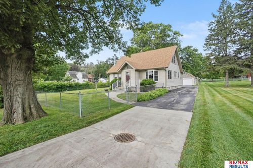 8 Bennett Avenue, Council Bluffs, IA, 51503 | Card Image