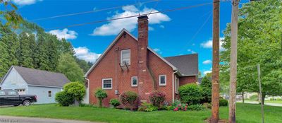 View of home's exterior featuring a lawn | Image 3