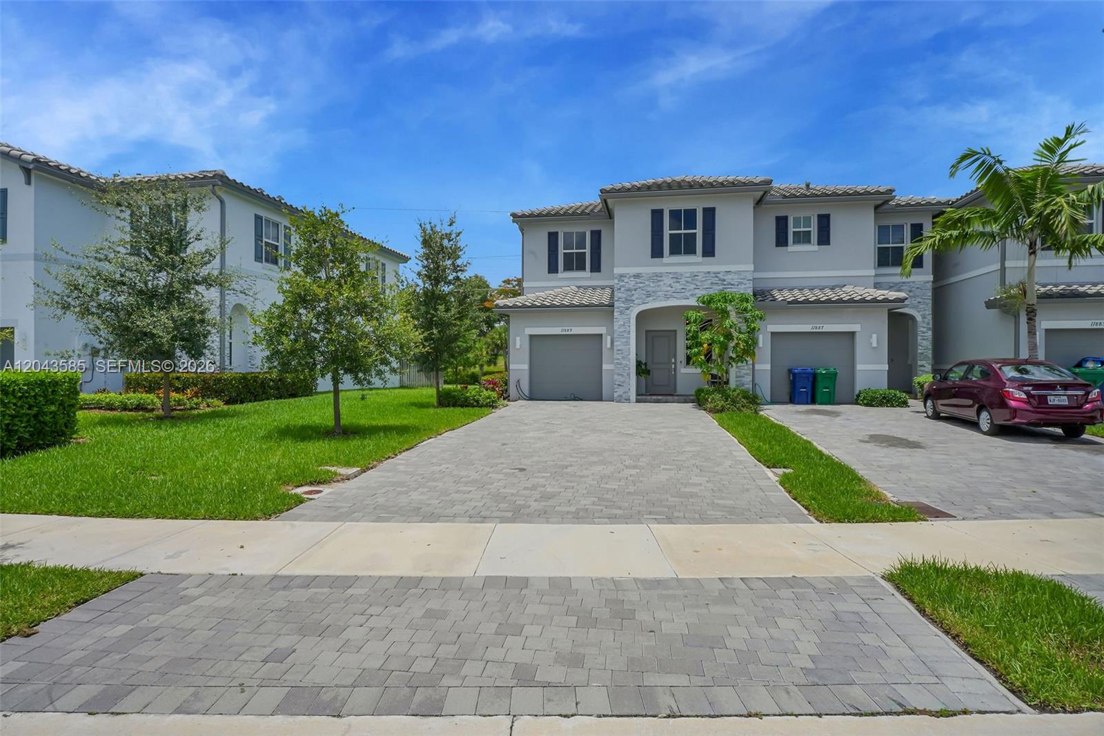 Residential Lease in Coral Springs