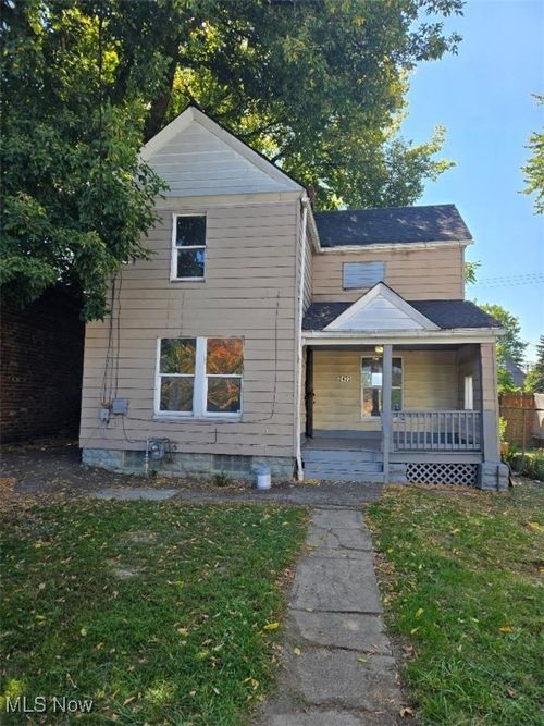 2473 Garden Ave, Cleveland, OH, 44109-2804 | Card Image