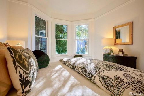 1329 Kearny St, San Francisco, CA, 94133-3403 | Card Image