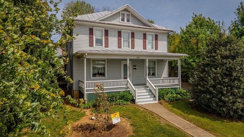 107 N Timber Way, Broadway, VA, 22815-3633 | Card Image