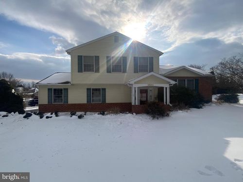 2530 Blarney Dr, HARRISBURG, PA, 17112-8615 | Card Image