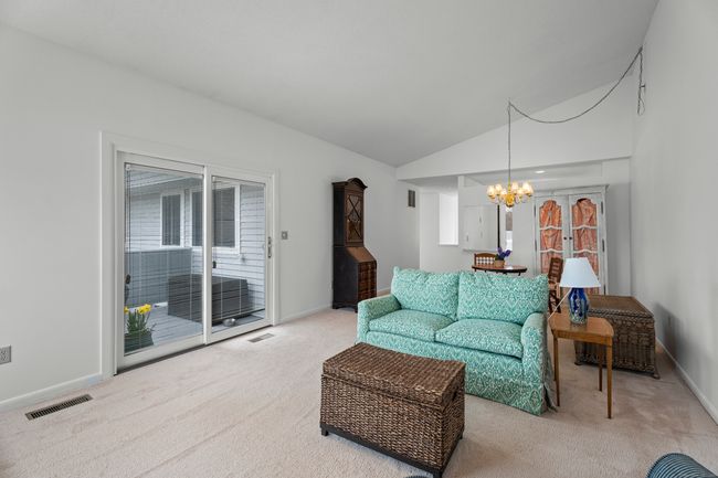 45 - 45 Stratton Way, Condo with 2 bedrooms, 2 bathrooms and null parking in Branford CT | Image 5