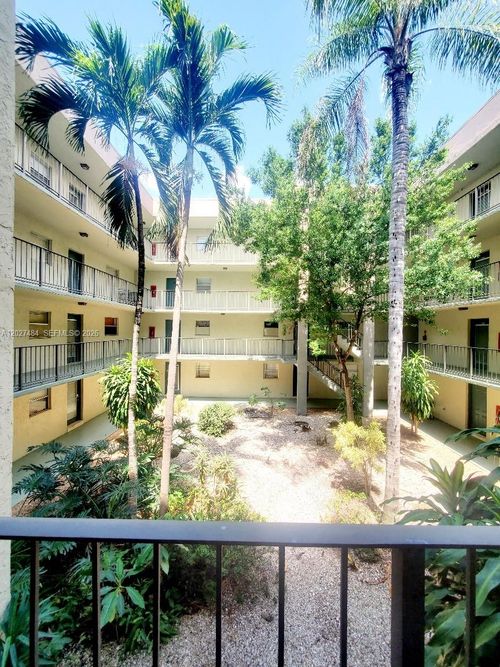 2209-1810 N Lauderdale Ave, North Lauderdale, FL, 33068-4209 | Card Image