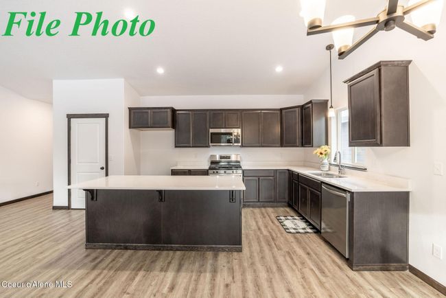 7865 N Mocha Loop, Townhouse with 2 bedrooms, 2 bathrooms and null parking in Coeur D Alene ID | Image 6