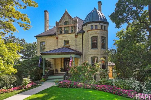 34 Logan Loop, Highland Park, IL, 60035-5903 | Card Image