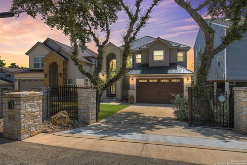 174 Edge Hill Dr, Canyon Lake, TX, 78133-4442 | Card Image