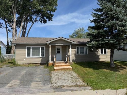 53 Waterfront Dr, Cache Bay, ON, P0H1G0 | Card Image