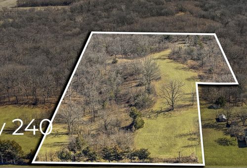 TR 4B 4220 Missouri 240, ROCHEPORT, MO, 65279 | Card Image