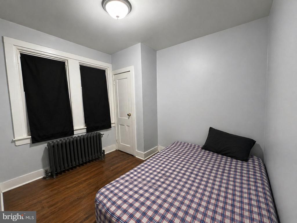 Residential in PHILADELPHIA 4