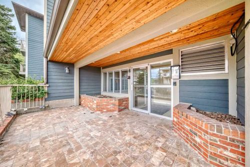 204-420 3 Avenue Ne, Calgary, AB, T2E0H6 | Card Image