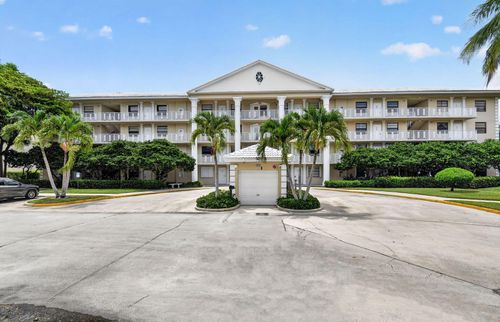 205-3525 Village Blvd, West Palm Beach, FL, 33409-7486 | Card Image