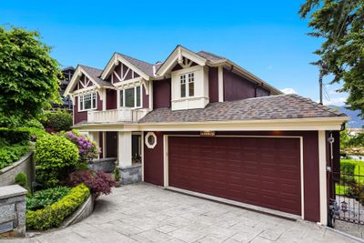 4535 W 1st Ave, House other with 5 bedrooms, 4 bathrooms and 4 parking in Vancouver BC | Image 1