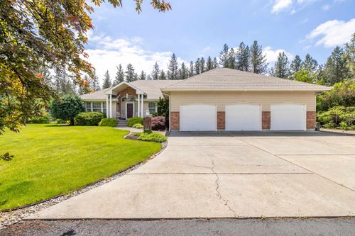 9509 W Tormey Rd, Nine Mile Falls, WA, 99026-8652 | Card Image