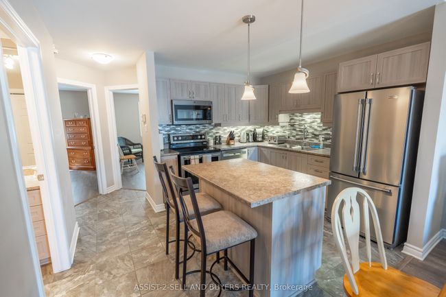225 - 218 1 St St E, Condo with 2 bedrooms, 1 bathrooms and 2 parking in Cornwall ON | Image 7