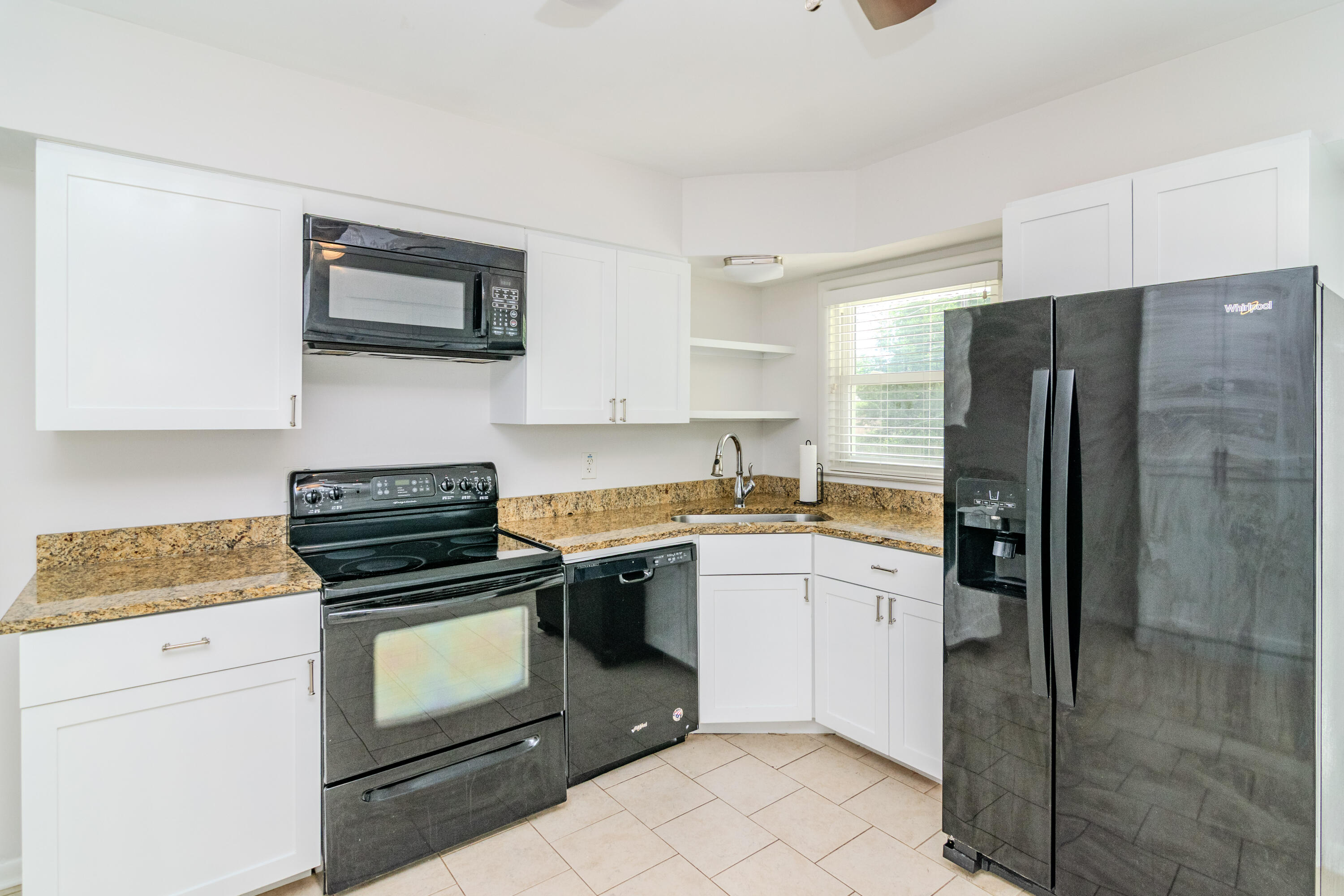 Residential Lease in Lexington 3
