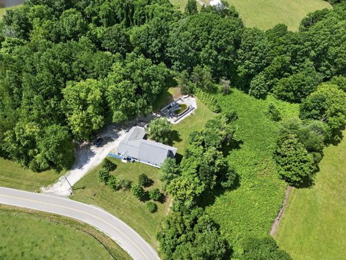 314 Smyrna Rd, Byrdstown, TN, 38549-4457 | Card Image
