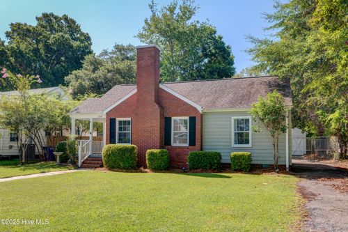 3245 Camden Cir, Wilmington, NC, 28403-2611 | Card Image