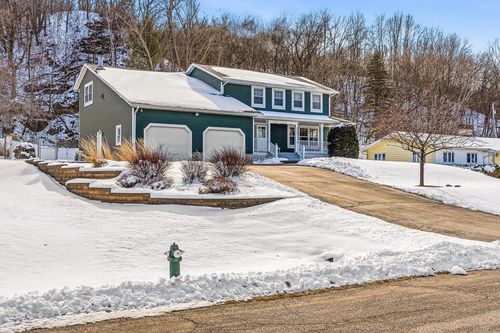 4304 Meadowlark Lane, La Crosse, WI, 54601 | Card Image