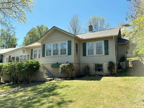 210 N Spring St, Harrison, AR, 72601-4215 | Card Image