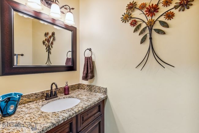 Half bathroom | Image 27