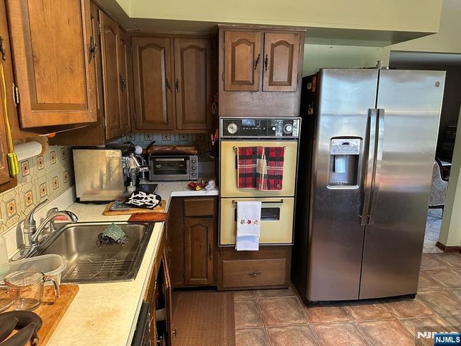 57A Fairview Ave, House other with 6 bedrooms, 2 bathrooms and null parking in Park Ridge NJ | Image 26