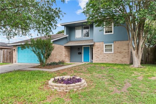 2825 Vancouver Dr, Corpus Christi, TX, 78414-3229 | Card Image