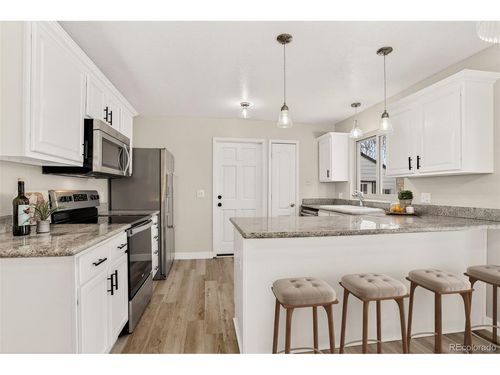 18130 E Bails Pl, Aurora, CO, 80017-5323 | Card Image