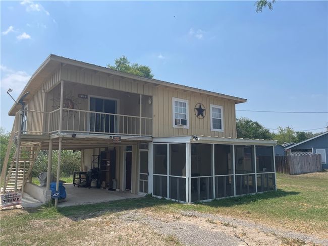 167 Buckeye Knoll Rd, House other with 2 bedrooms, 2 bathrooms and null parking in George West TX | Image 4