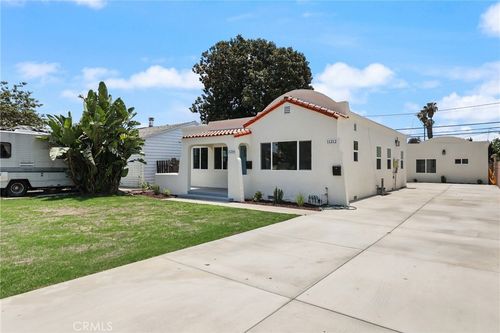 11210 Oak St, El Monte, CA, 91731-3220 | Card Image