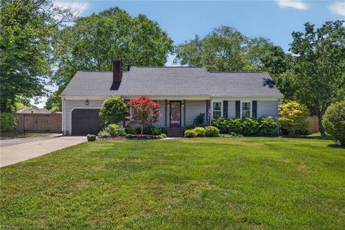 704 Ravenstone Ct, Chesapeake, VA, 23322-9117 | Card Image