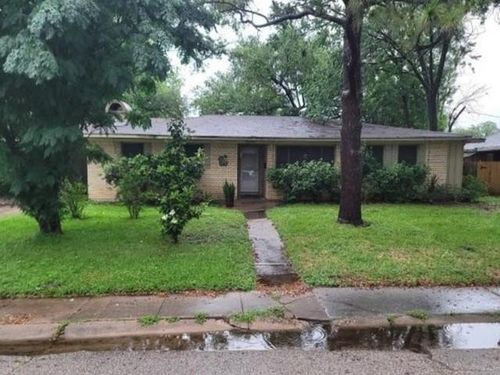2109 Oaks Drive, Pasadena, TX, 77502 | Card Image