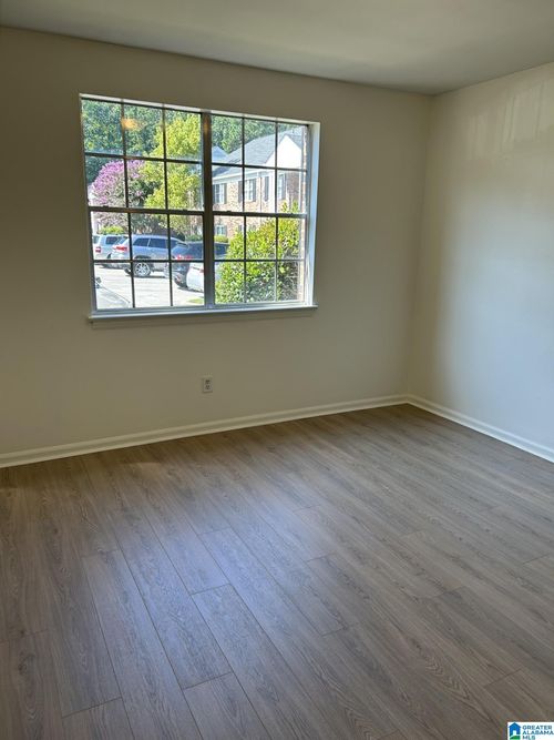 apt-a-1922 Shades Cliff Ter, Vestavia Hills, AL, 35216-1140 | Card Image