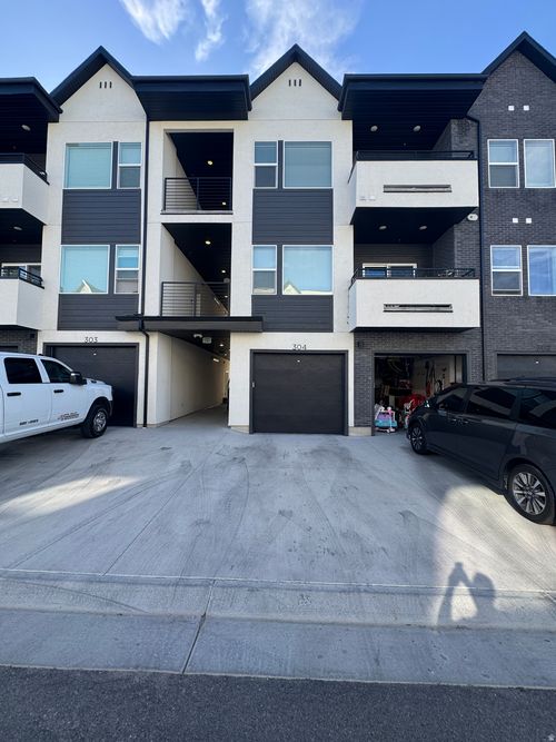 304-3105 225 E, Logan, UT, 84321 | Card Image