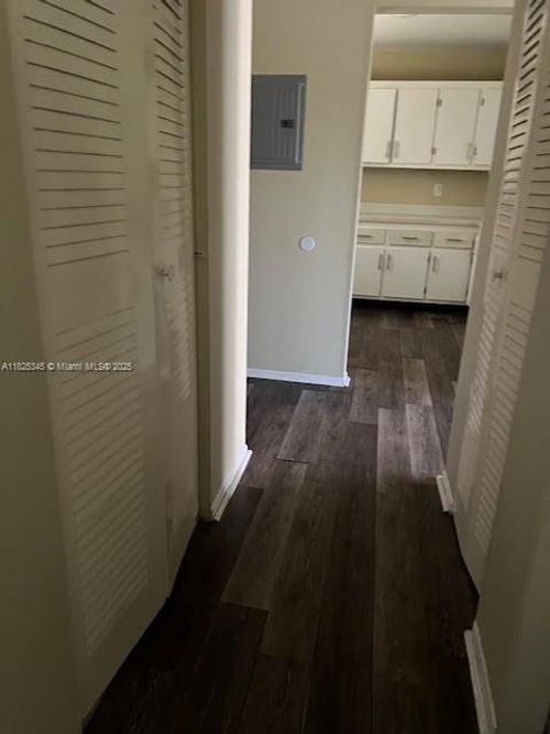 apt-314-7845 Camino Real, Miami, FL, 33143-6811 | Card Image