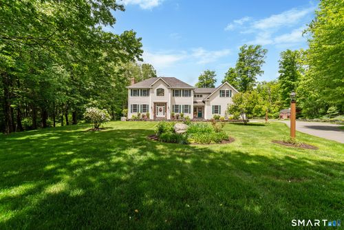 117 Chippenwood Lane, Bristol, CT, 06010 | Card Image