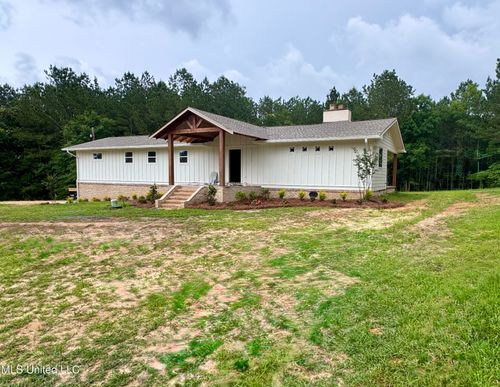2794 Simpson Highway 13, Mendenhall, MS, 39114-4388 | Card Image