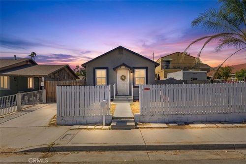 1252 D, Corona, CA, 92882 | Card Image