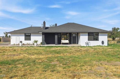 5730 Homedale Rd, Klamath Falls, OR, 97603-8453 | Card Image