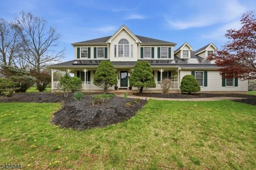 44 Roanoke Rd, BELLE MEAD, NJ, 08502-5829 | Card Image