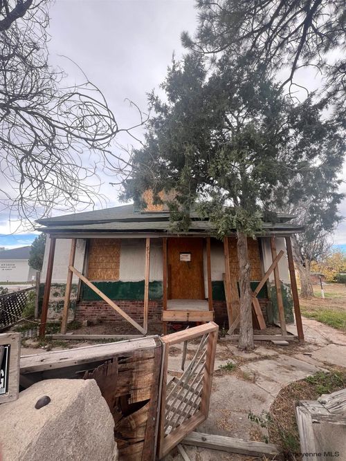 1114 W 20th St, Cheyenne, WY, 82001-3410 | Card Image