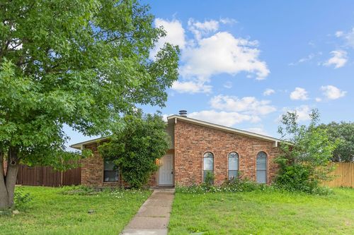 745 Cambridge Dr, Plano, TX, 75023-6801 | Card Image