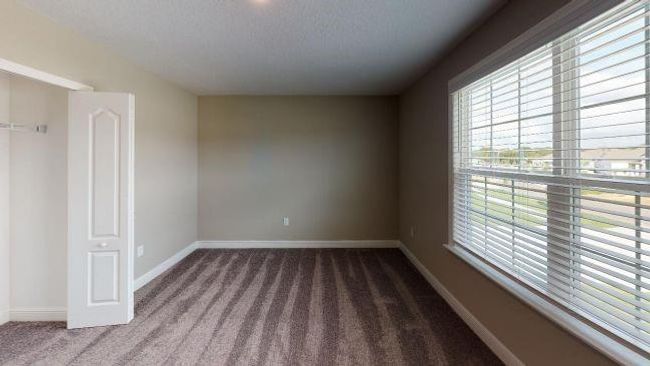 Model home - actual features may vary. | Image 14