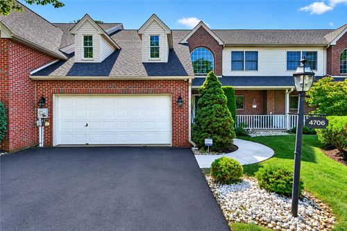 4706 Pinehurst Cir, CENTER VALLEY, PA, 18034-8432 | Card Image