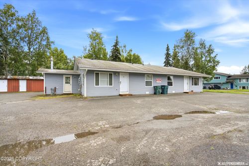 8421 E 3rd Ave, Anchorage, AK, 99504-2165 | Card Image