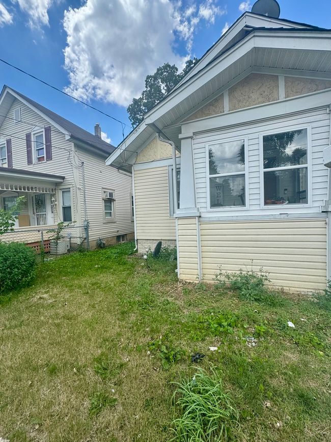 109 Seminary Ave, House other with 2 bedrooms, 1 bathrooms and 1 parking in Aurora IL | Image 16