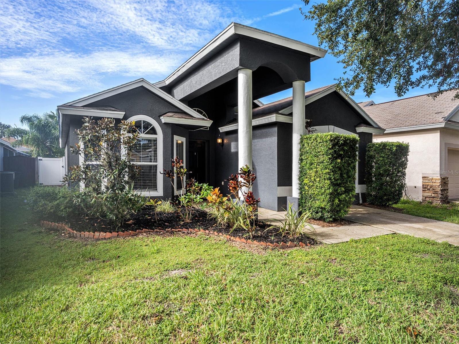 Clovelly Park Pl, Apollo Beach, FL 33572