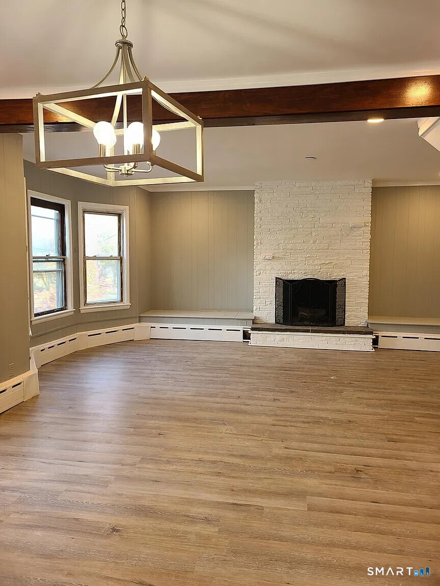 Residential Lease in Bridgeport